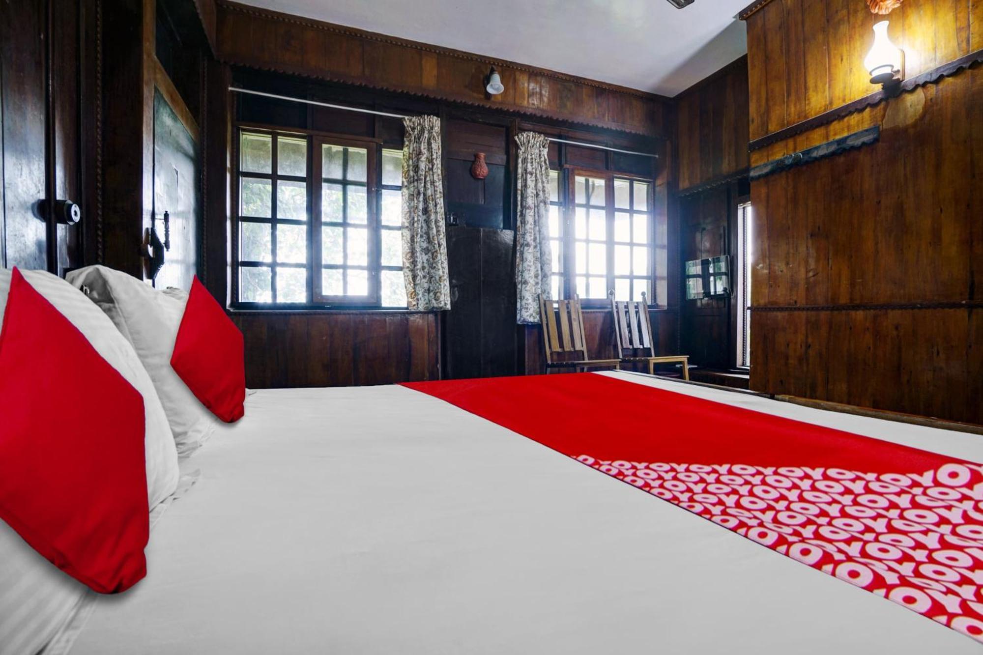Oyo Flagship Meadow View Inn テッカディ エクステリア 写真