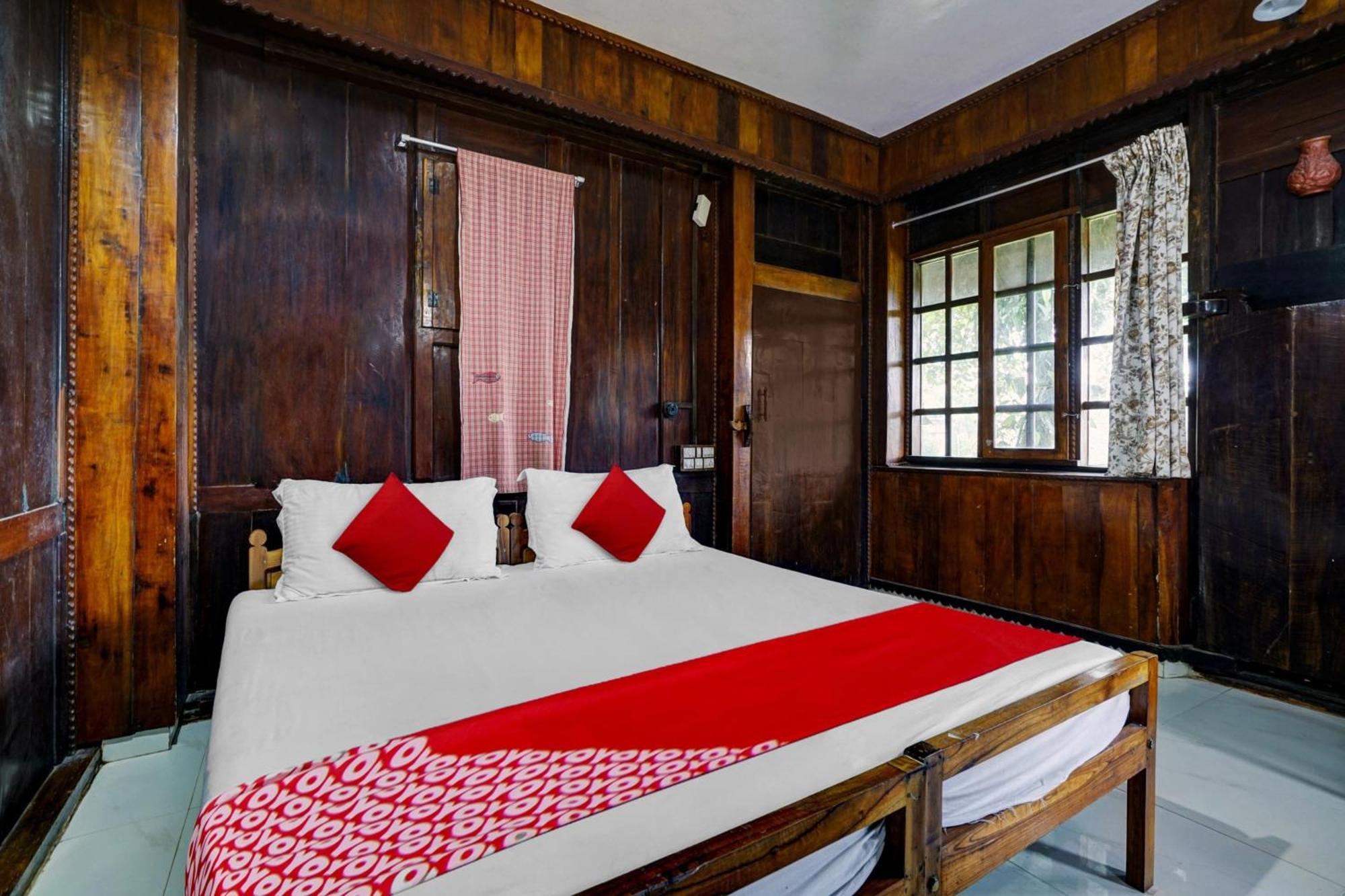 Oyo Flagship Meadow View Inn テッカディ エクステリア 写真