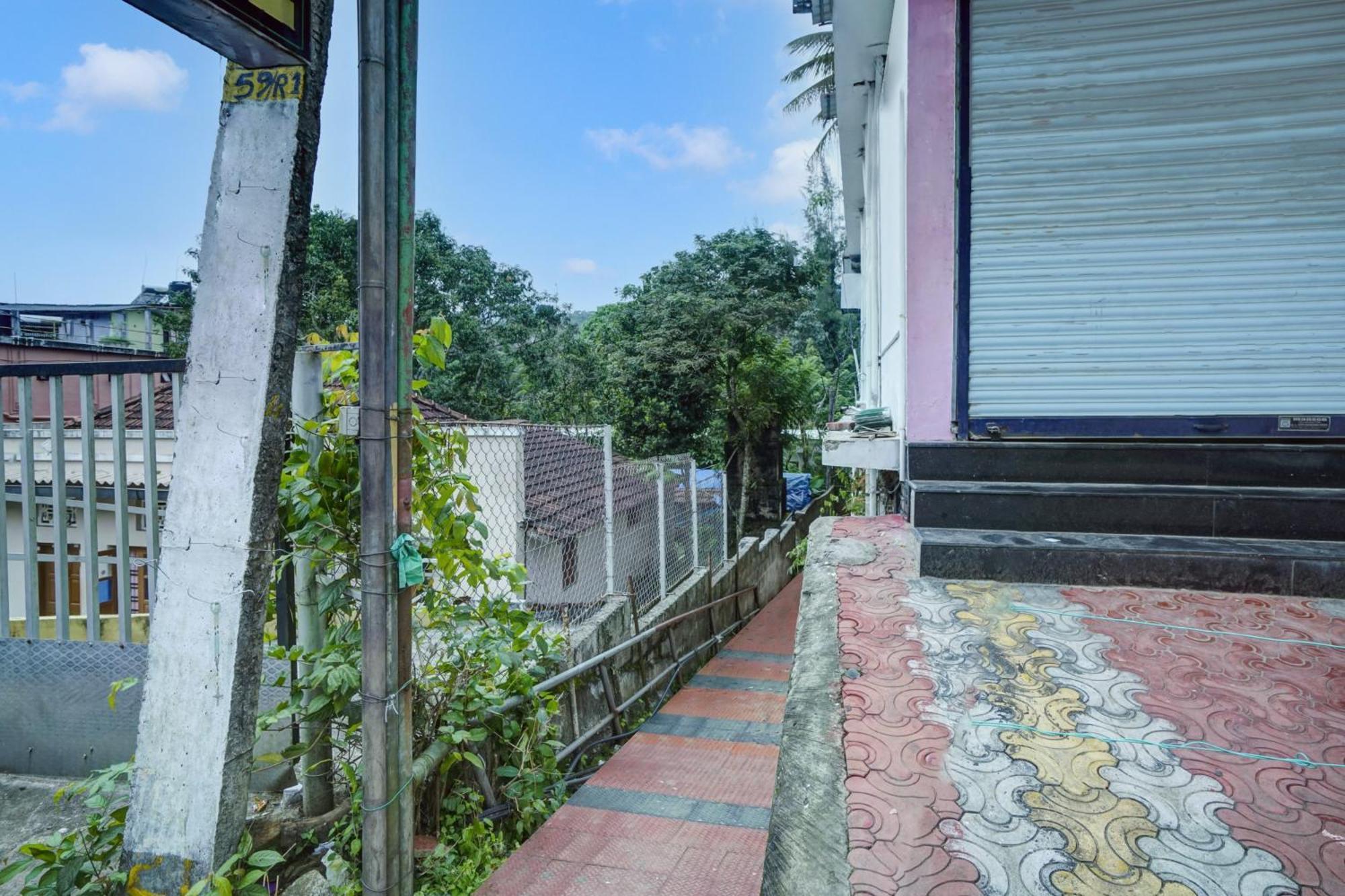 Oyo Flagship Meadow View Inn テッカディ エクステリア 写真